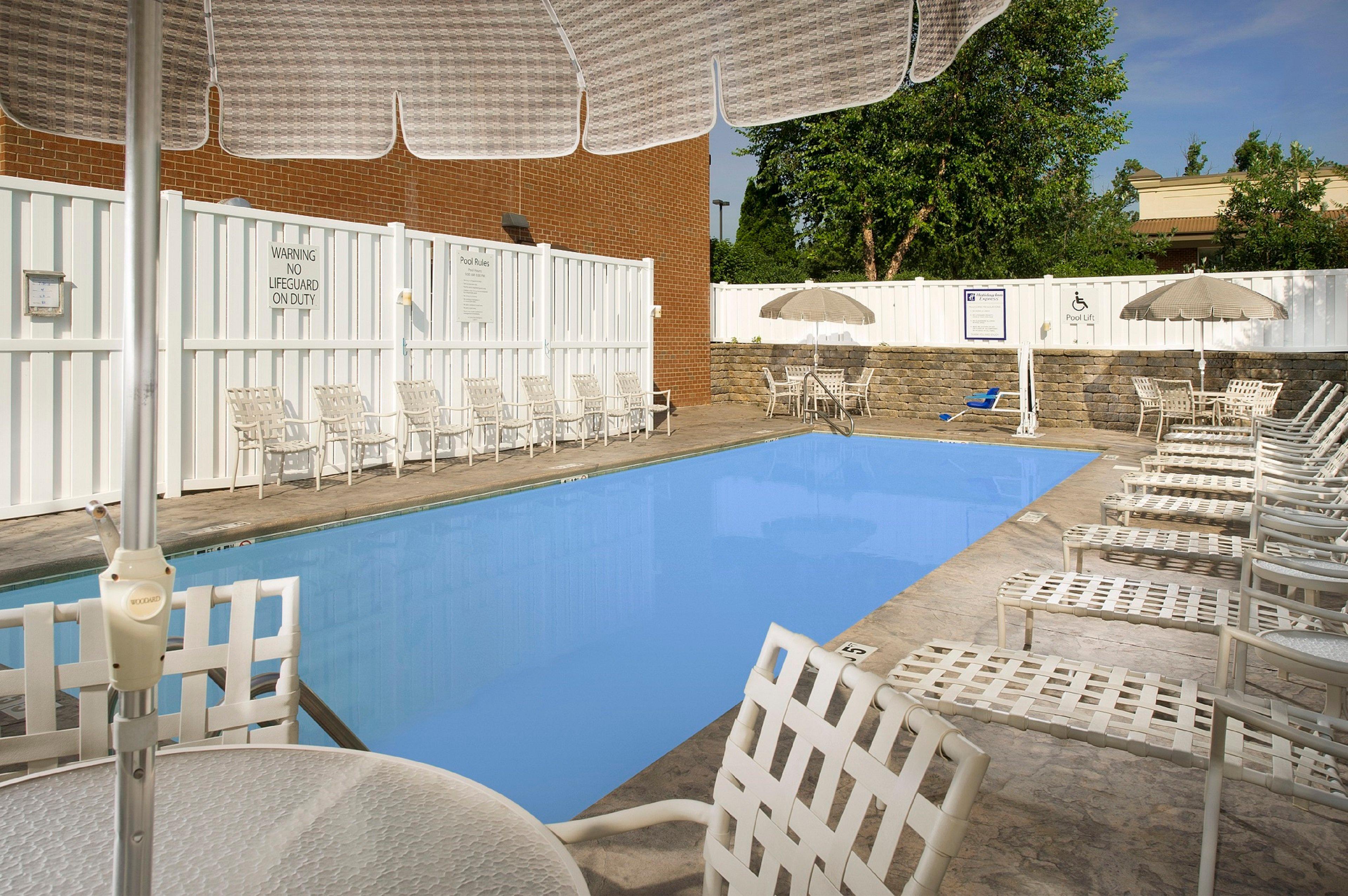 Holiday Inn Express & Suites Charlottesville - Ruckersville, An Ihg Hotel Buitenkant foto
